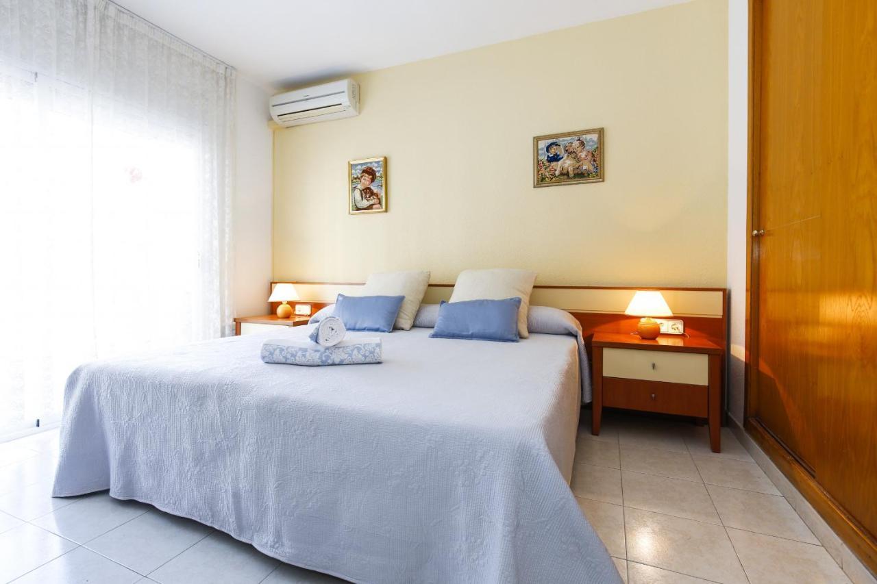 Gongora Planet Costa Dorada Apartment Cambrils Exterior foto